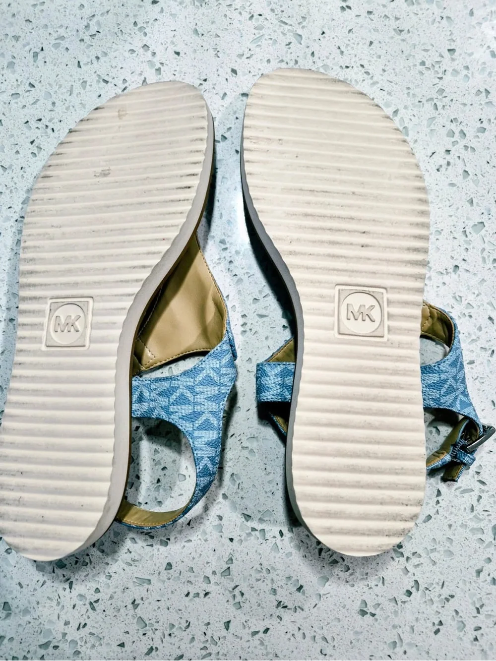 Michael Kors Women’s Logo Thong Buckle Strap Leather Sandals Blue 9.5